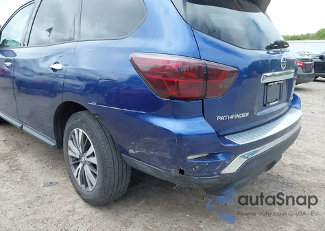 2017 Nissan Pathfinder S z USA, uszkodzony, nr VIN 5N1DR2MM7HC690299